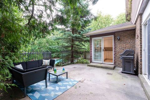 Photo 26 at 7 Willowood Court, Don Valley Village, Toronto