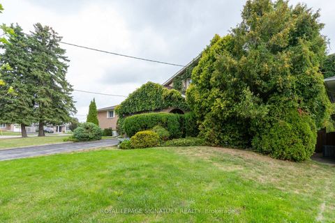Photo 32 at 7 Willowood Court, Don Valley Village, Toronto