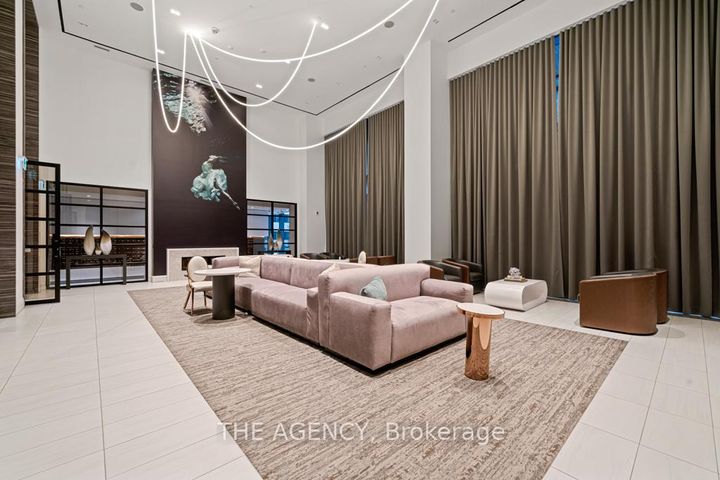 Photo 3 at 4506 - 39 Roehampton Avenue, Mount Pleasant West, Toronto