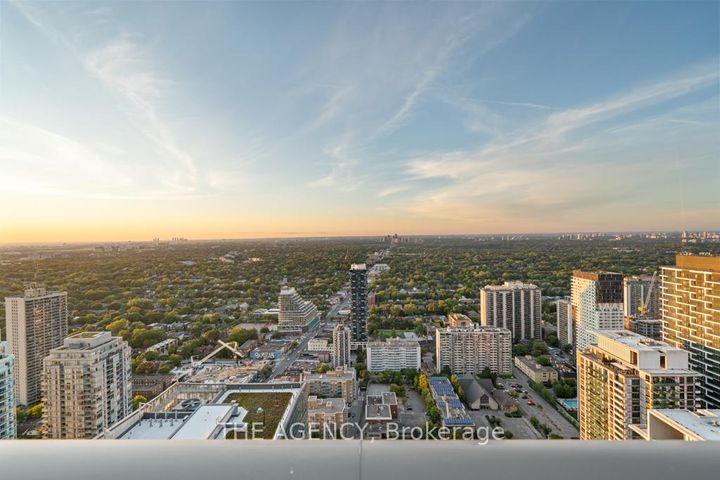 Photo 22 at 4506 - 39 Roehampton Avenue, Mount Pleasant West, Toronto