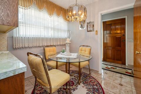 Photo 18 at 11 Calumet Crescent, Woburn, Toronto