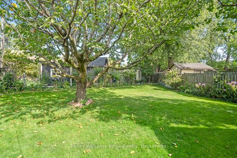 Photo 39 at 11 Calumet Crescent, Woburn, Toronto