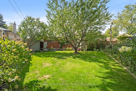 Photo 41 at 11 Calumet Crescent, Woburn, Toronto
