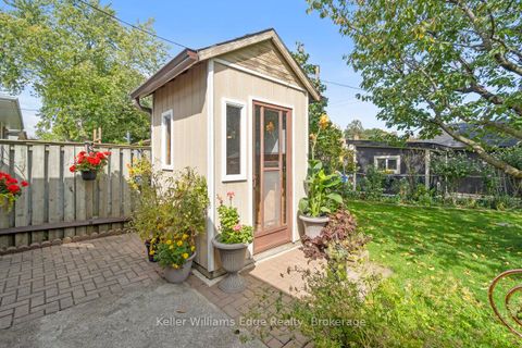 Photo 43 at 11 Calumet Crescent, Woburn, Toronto