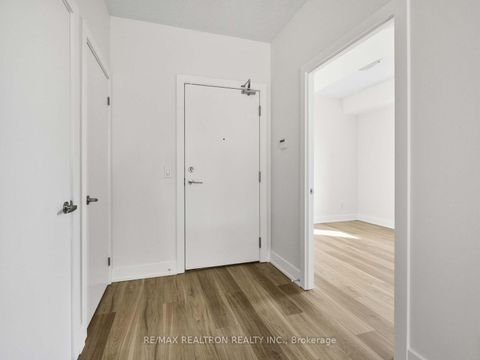 Photo 2 at 601 - 1638 Bloor Street W, High Park North, Toronto