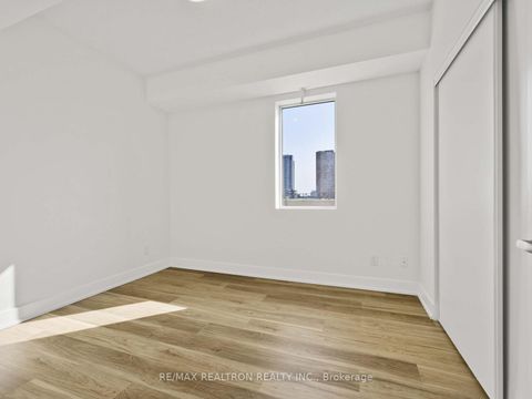 Photo 11 at 601 - 1638 Bloor Street W, High Park North, Toronto
