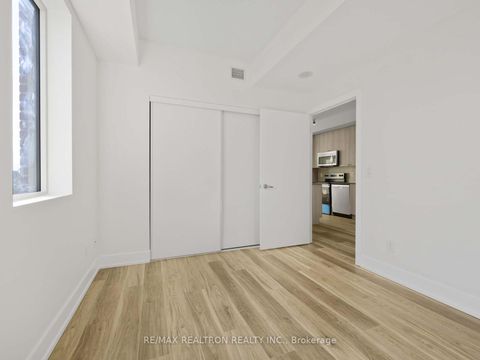 Photo 12 at 601 - 1638 Bloor Street W, High Park North, Toronto