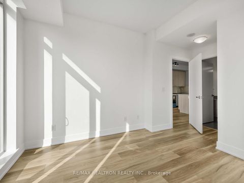 Photo 16 at 601 - 1638 Bloor Street W, High Park North, Toronto