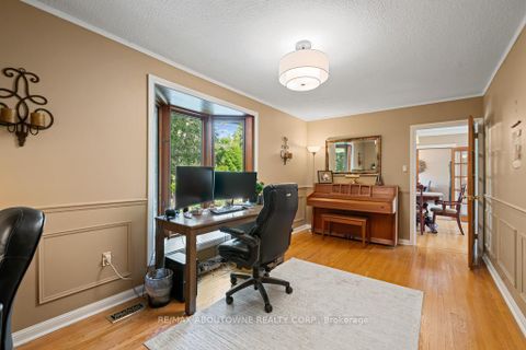 Photo 7 at 1605 Venetia Drive, SW Southwest, Oakville