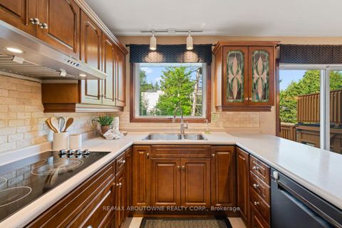 Photo 9 at 1605 Venetia Drive, SW Southwest, Oakville