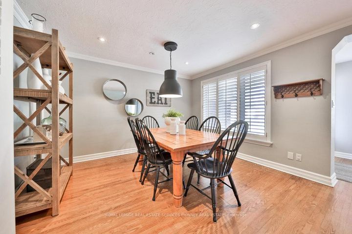 Photo 6 at 886 Whitney Drive, Lakeview, Mississauga