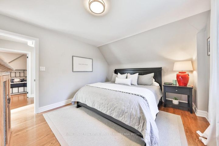 Photo 19 at 886 Whitney Drive, Lakeview, Mississauga