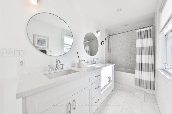 Photo 23 at 886 Whitney Drive, Lakeview, Mississauga