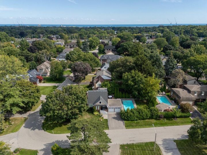 Photo 37 at 886 Whitney Drive, Lakeview, Mississauga