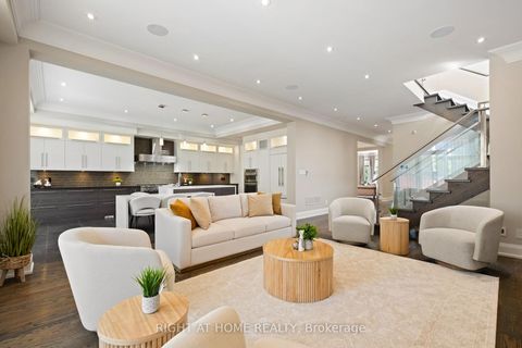 Photo 8 at 316 Churchill Avenue, Willowdale West, Toronto