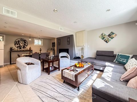Photo 22 at 116 Sunset Beach Road, Oak Ridges Lake Wilcox, Richmond Hill