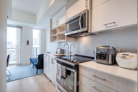 Photo 11 at 402 - 128 Fairview Mall Drive, Don Valley Village, Toronto