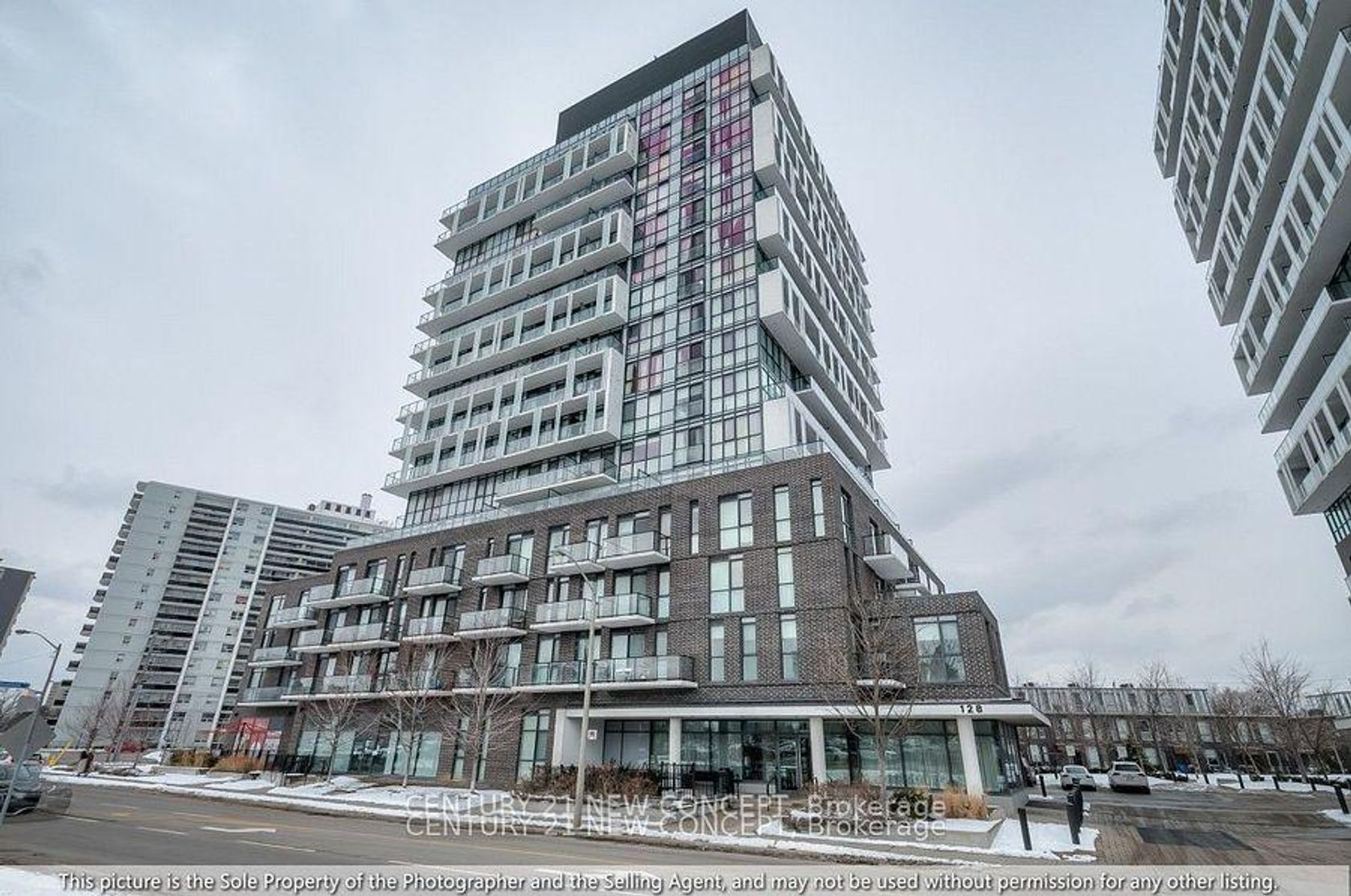 402 - 128 Fairview Mall Drive, Don Valley Village, Toronto 