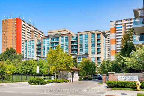 Photo 1 at 806 - 17 Michael Power Place, City Centre West, Toronto