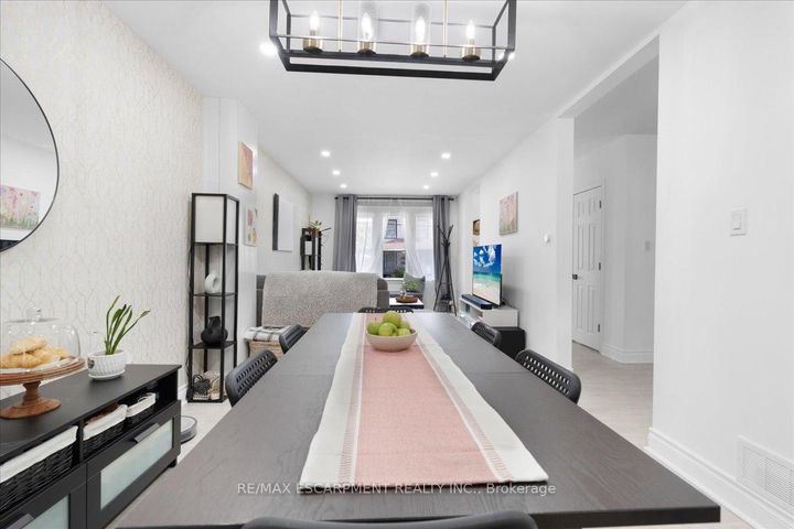 Photo 15 at 133 Frederick Avenue, Crown Point, Hamilton