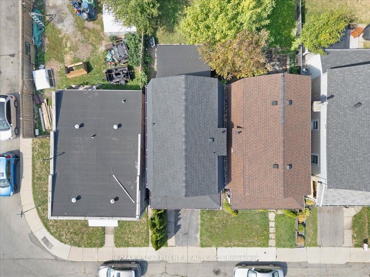 Photo 31 at 133 Frederick Avenue, Crown Point, Hamilton
