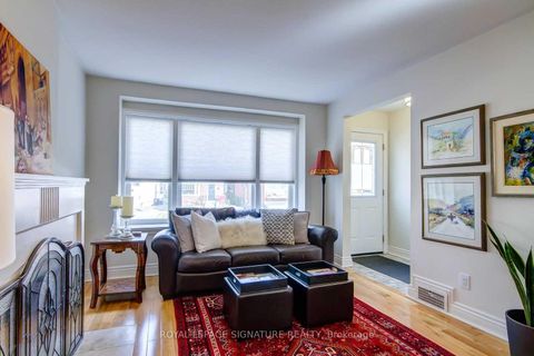 Photo 3 at 3 Kenrae Road, Leaside, Toronto