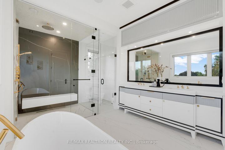 Photo 38 at 3 Idleswift Drive, Uplands, Vaughan