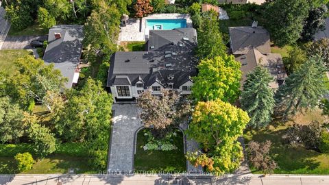 Photo 2 at 3 Idleswift Drive, Uplands, Vaughan