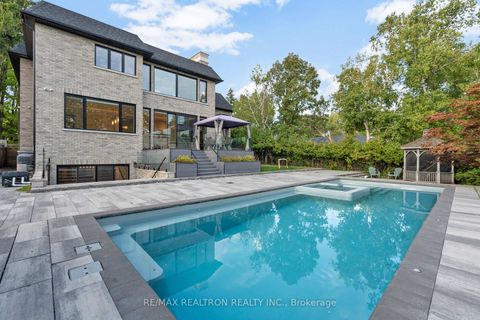 Photo 4 at 3 Idleswift Drive, Uplands, Vaughan