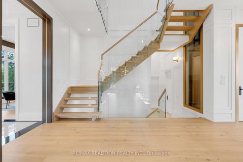 Photo 11 at 3 Idleswift Drive, Uplands, Vaughan