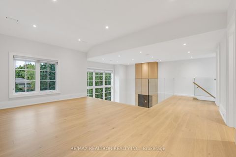 Photo 42 at 3 Idleswift Drive, Uplands, Vaughan