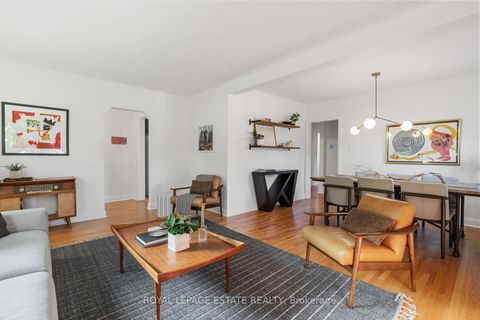 Photo 8 at 16 Ridgemoor Avenue, Cliffside, Toronto