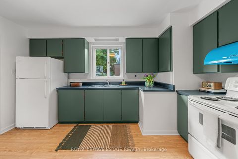 Photo 15 at 16 Ridgemoor Avenue, Cliffside, Toronto