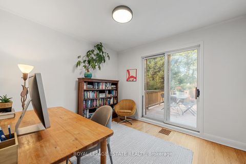 Photo 22 at 16 Ridgemoor Avenue, Cliffside, Toronto