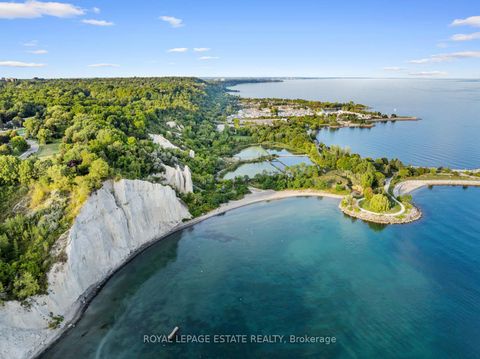 Photo 40 at 16 Ridgemoor Avenue, Cliffside, Toronto
