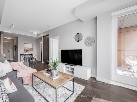 Photo 14 at 201 - 150 Sabina Drive, GO Glenorchy, Oakville