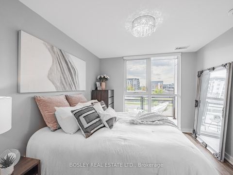 Photo 17 at 201 - 150 Sabina Drive, GO Glenorchy, Oakville