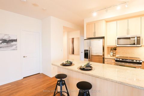 Photo 1 at 2806 - 628 Fleet Street, Niagara, Toronto
