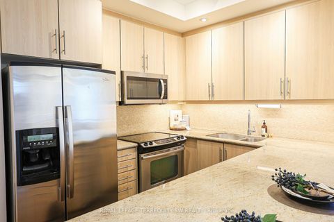 Photo 2 at 2806 - 628 Fleet Street, Niagara, Toronto