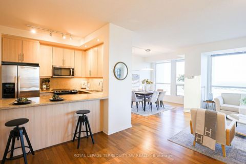Photo 3 at 2806 - 628 Fleet Street, Niagara, Toronto