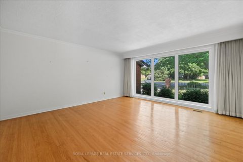 Photo 9 at 1536 Venetia Drive, SW Southwest, Oakville