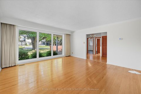 Photo 10 at 1536 Venetia Drive, SW Southwest, Oakville