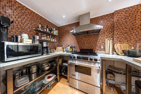 Photo 8 at 105 - 436 Wellington Street W, Waterfront Communities C1, Toronto