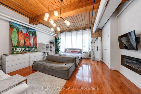 Photo 16 at 105 - 436 Wellington Street W, Waterfront Communities C1, Toronto