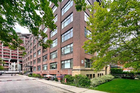 Photo 22 at 105 - 436 Wellington Street W, Waterfront Communities C1, Toronto