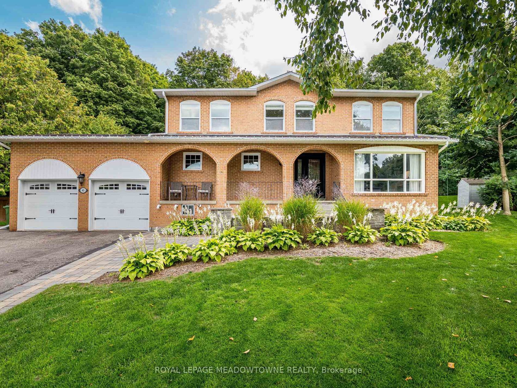 40 Hilltop Drive, Caledon East, Caledon by Loree Meneguzzi Real Estate 40 Hilltop Drive, Caledon East, Caledon