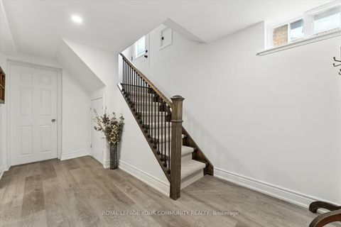 Photo 23 at 33 Murellen Crescent, Victoria Village, Toronto