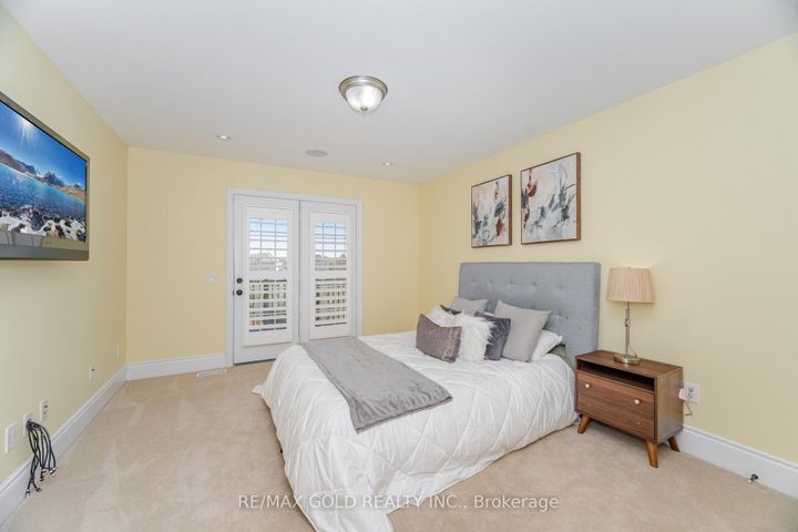 Photo 27 at 10 Vissini Way, Bram East, Brampton