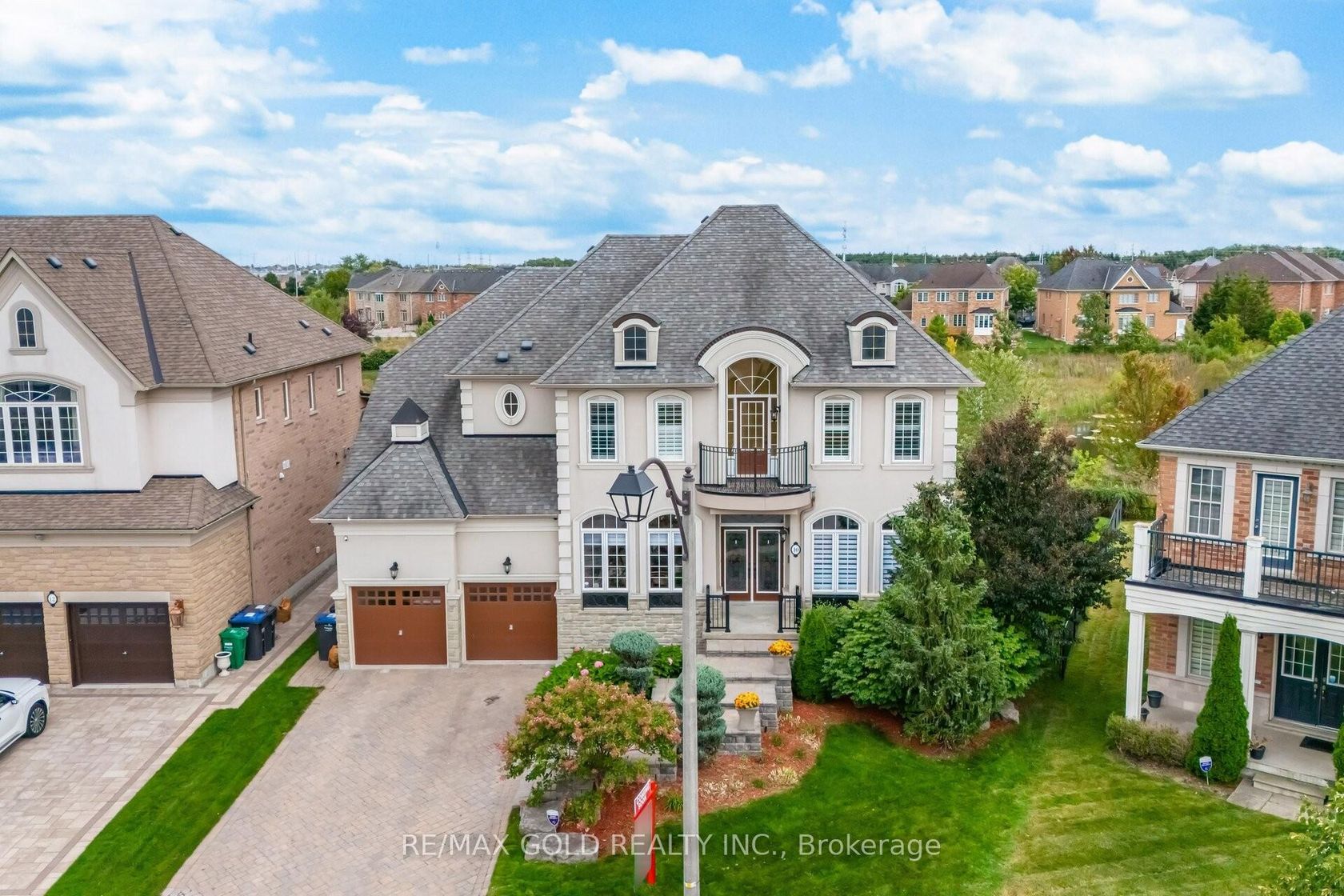 10 Vissini Way, Bram East, Brampton 2