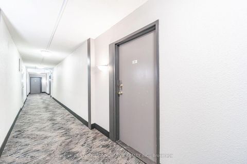 Photo 7 at 913 - 100 Wingarden Court, Malvern, Toronto
